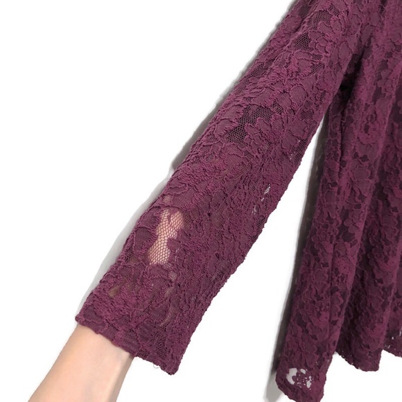 Denver Hayes | Purple Floral Lace Top | Size XL - Picture 7 of 14